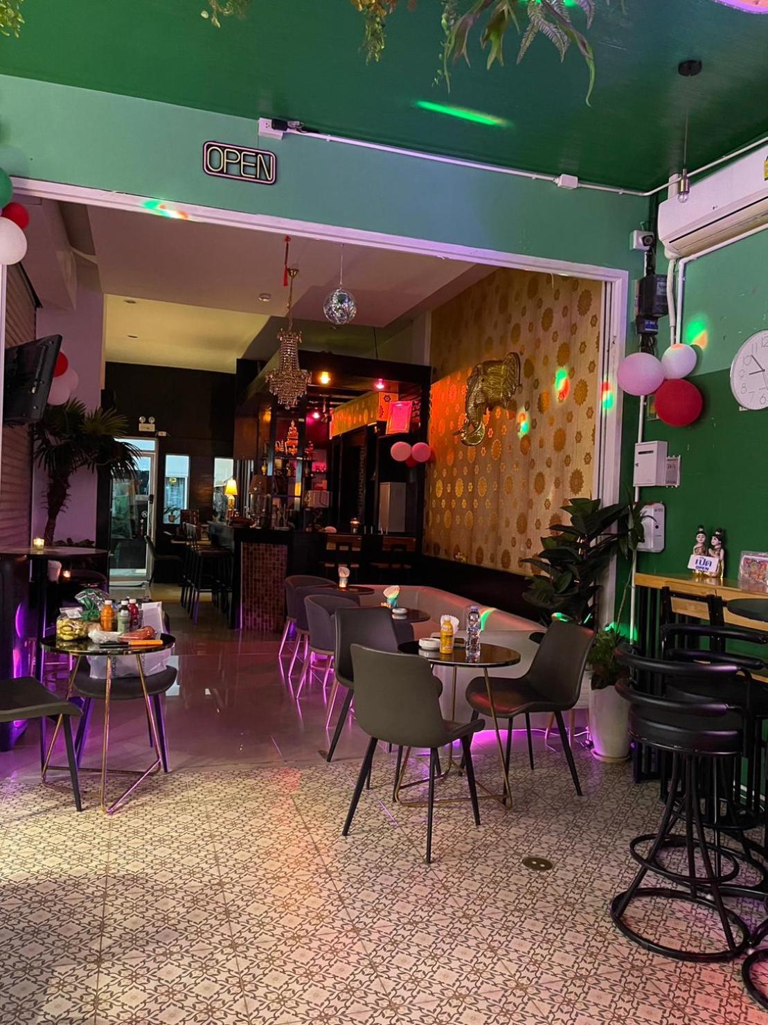 Elephant Room Patong Bagian luar foto